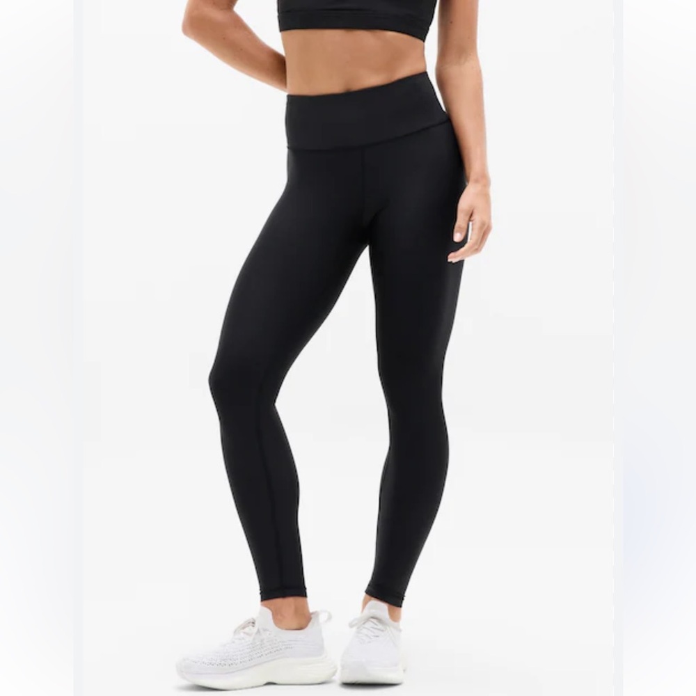 Athleta‎ Black Stretch Leggings. Size M